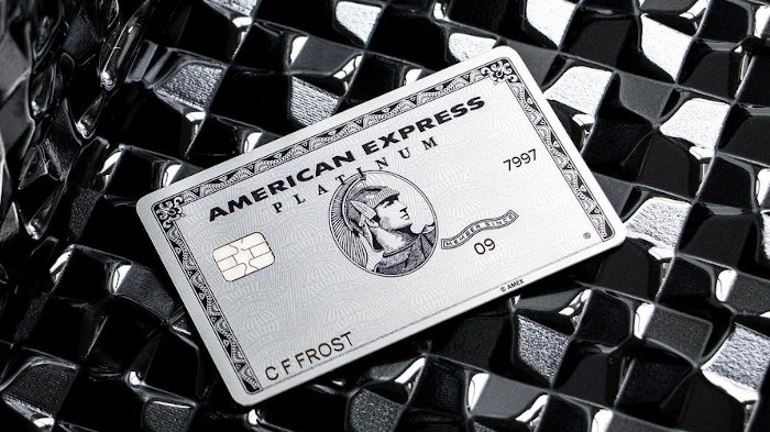American Express Platinum Card: Vorteile, Kosten & Versicherungen